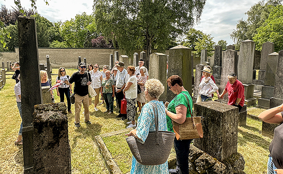 Führung jüdischer Friedhof / © Clemens Frauscher / St. Barbara Friedhof Führung jüdischer Friedhof