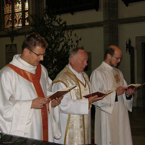 Fronleichnamsgottesdienst und -prozession