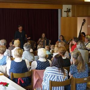 'Mit Musik und Märchen in den Sommer'