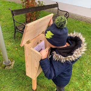 LESEGLÜCK / © Bibliothek Helfenberg Der Briefkasten-Weg zu 'Dr. Maus kommt heut ins Haus'