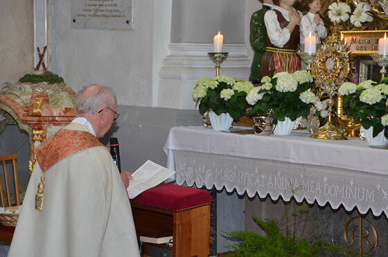 Maiandacht der Erstkommunionkinder in der Pfarrkirche Kopfing