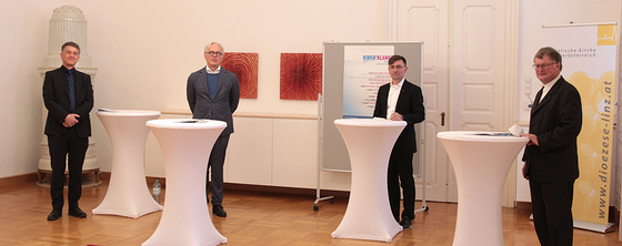 V. l.: Dr. Morten Solvik, Univ.-Prof. Dr. Martin Haselböck, Dr. Ernst Wageneder, Bischof Dr. Manfred Scheuer.