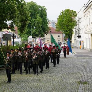 Gemeinsame Prozession von Marcel Callo und St, Quirinus