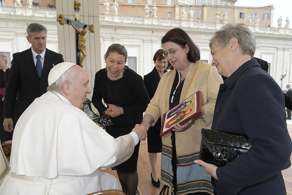 Papst Franziskus bedankt sich bei Frauendelegation aus Österreich