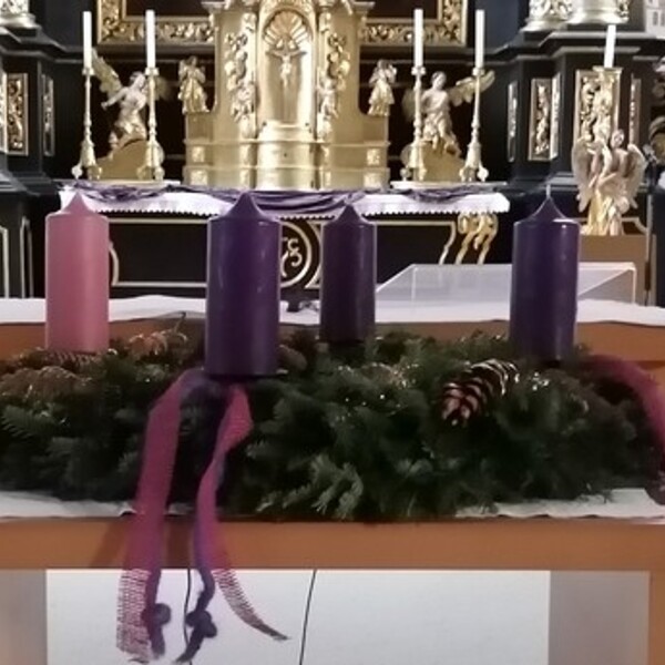 Adventkranz für die Kirche