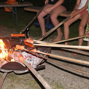 Zelten zu Ferienbeginn