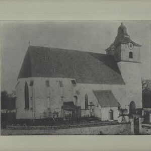 1515 - 1518 - 1529 wurde der gotische Wehrturm bis zur Dachgleiche erbaut.