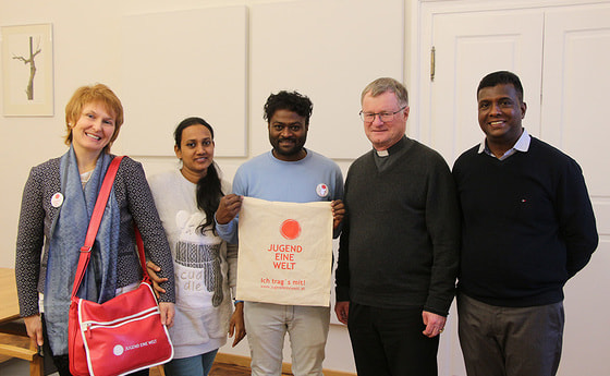 Der Strassenkinder Besuch Aus Indien Bei Bischof Scheuer